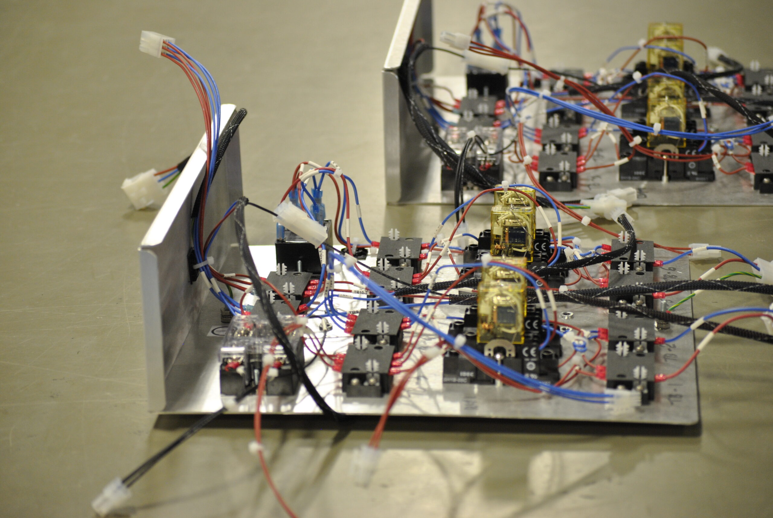 Facade of MFG One’s box build assembly manufacturing facility in the USA.